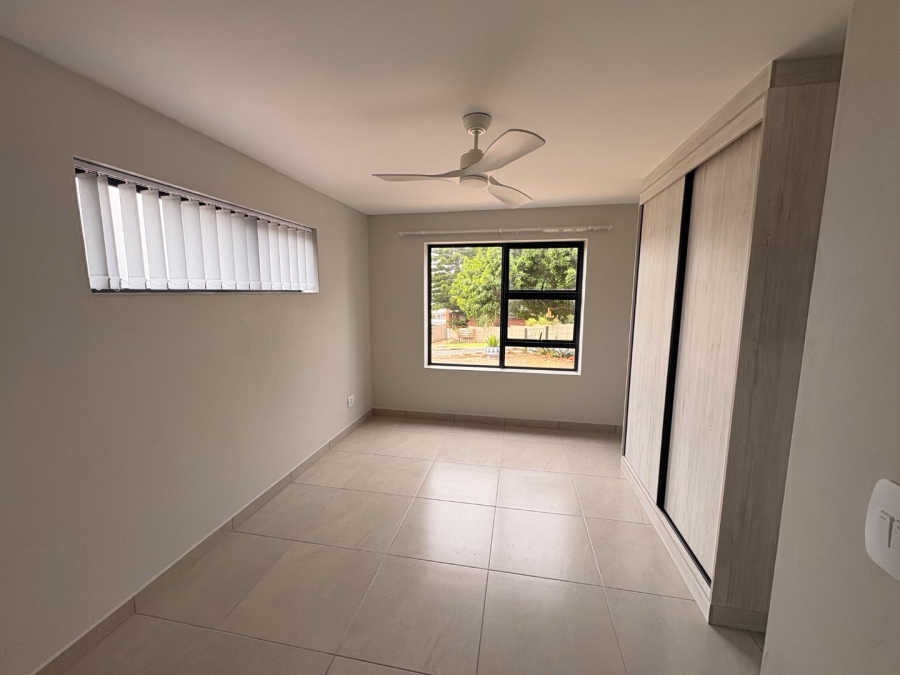 To Let 1 Bedroom Property for Rent in Fraaiuitsig Western Cape